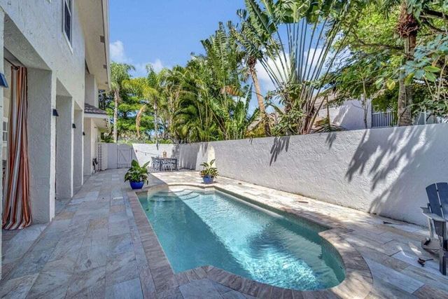 11839 PEBBLEWOOD Drive, Wellington, FL 33414