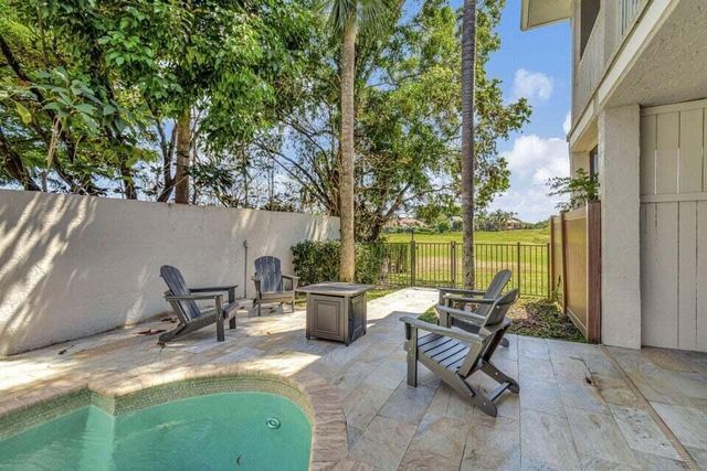 11839 PEBBLEWOOD Drive, Wellington, FL 33414