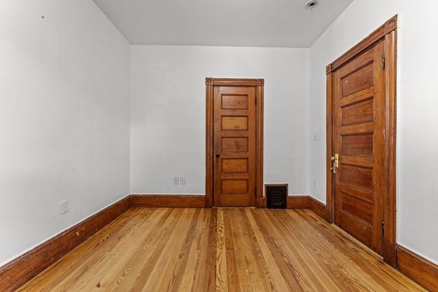 762 Columbia 2, Boston, MA 02125