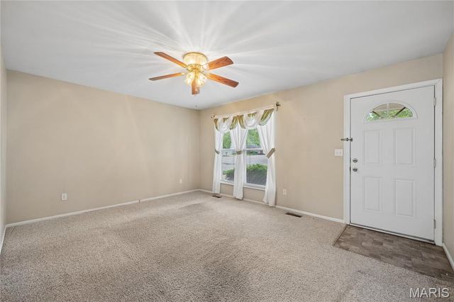 1418 Twin Trails Drive, Fenton, MO 63026