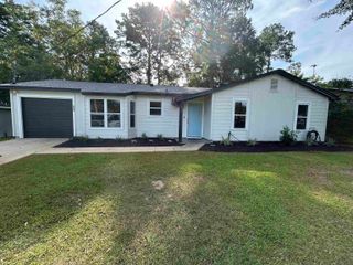 3225 Riddle Drive, Tallahassee, FL 32309