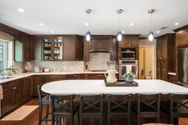 807 Clearwater Drive, Richardson, TX 75080