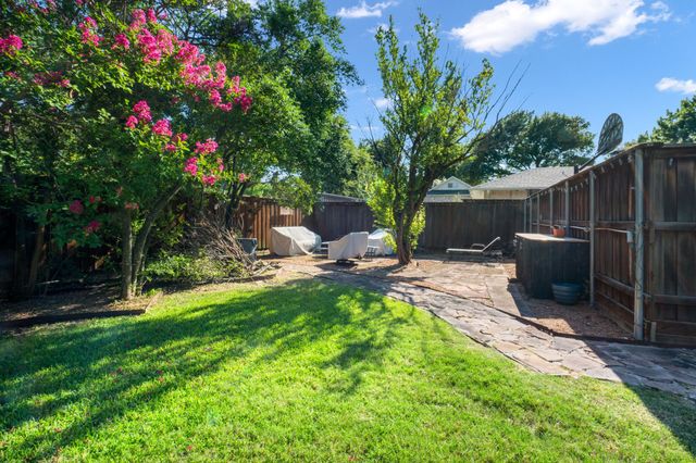 807 Clearwater Drive, Richardson, TX 75080