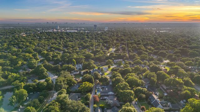 807 Clearwater Drive, Richardson, TX 75080