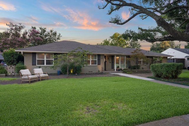 807 Clearwater Drive, Richardson, TX 75080