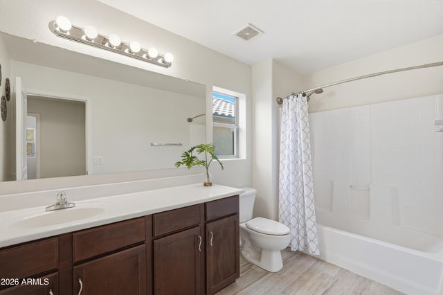 2845 S KEY BISCAYNE Drive, Gilbert, AZ 85295