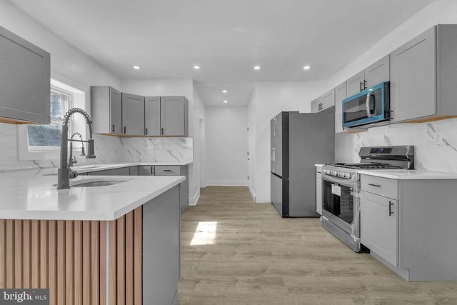 2917 MICKLE ST, Camden, NJ 08105