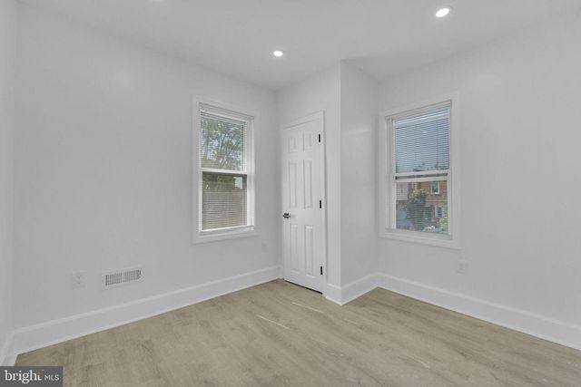 2917 MICKLE ST, Camden, NJ 08105