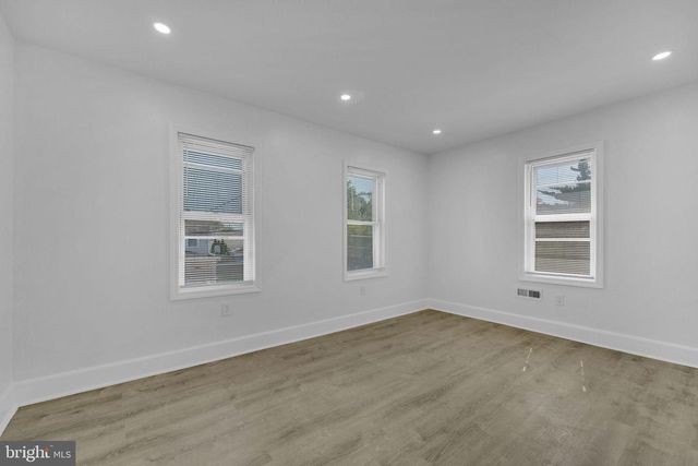 2917 MICKLE ST, Camden, NJ 08105