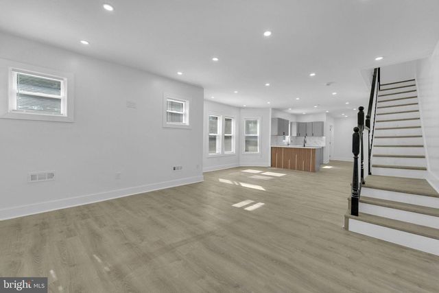2917 MICKLE ST, Camden, NJ 08105