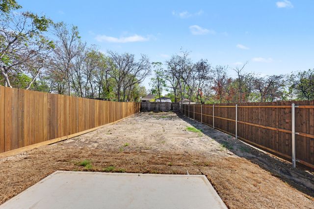 3115 Lumber Street, Fort Worth, TX 76112