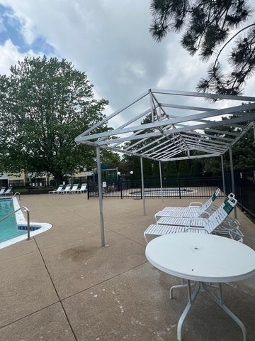 1106 Wildberry Court B1, Wheeling, IL 60090