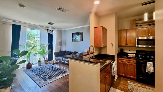 330 Las Colinas Boulevard E 232, Irving, TX 75039