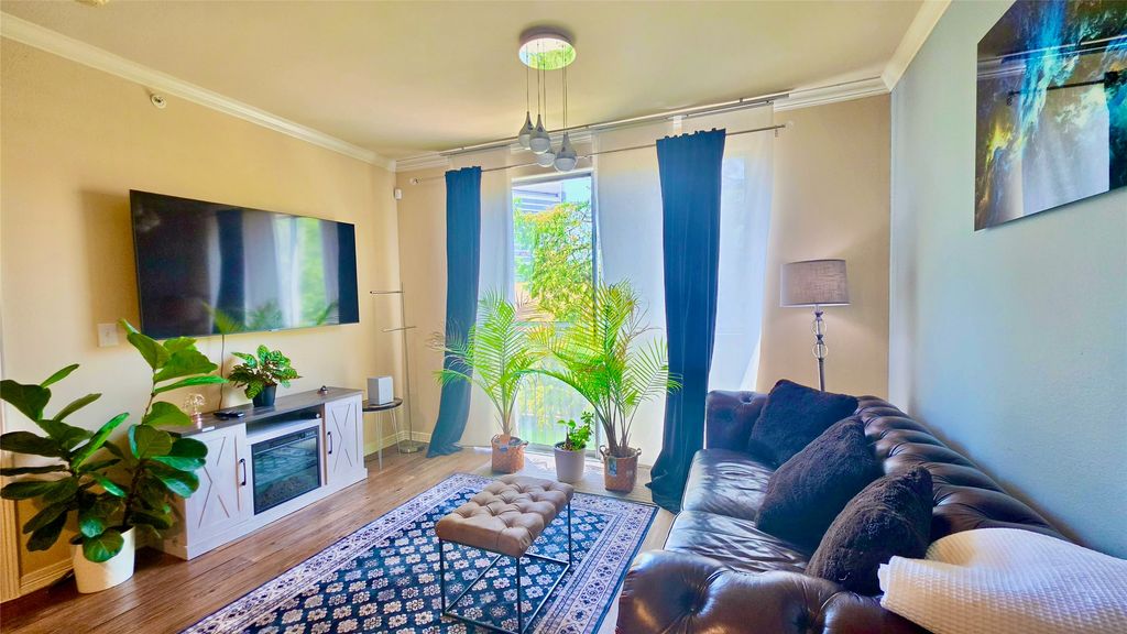 330 Las Colinas Boulevard E 232, Irving, TX 75039