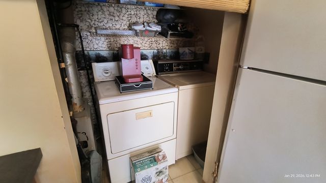 9 FERNWOOD Drive Q, Bolingbrook, IL 60440