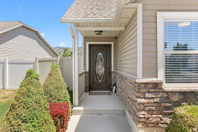 126 N CENTURY DR, Ogden, UT 84404