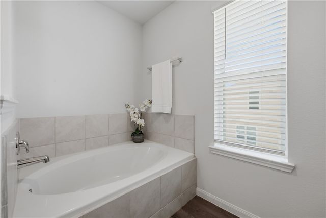 961 Harper Lane, Bryan, TX 77803