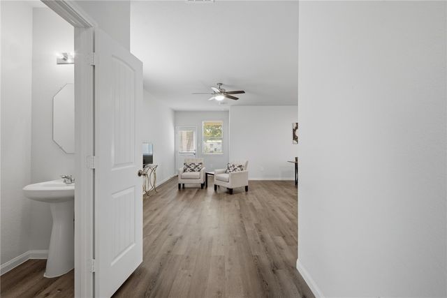 961 Harper Lane, Bryan, TX 77803