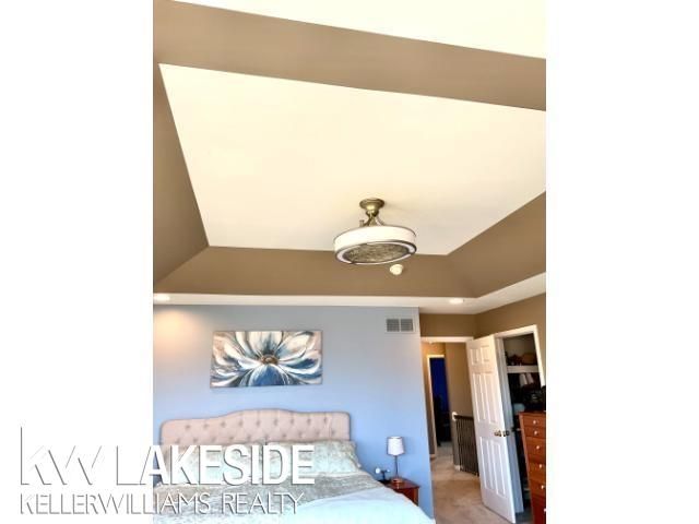 50441 Aldwych Street, Macomb Twp, MI 48044