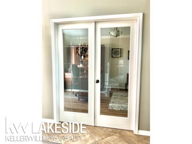 50441 Aldwych Street, Macomb Twp, MI 48044