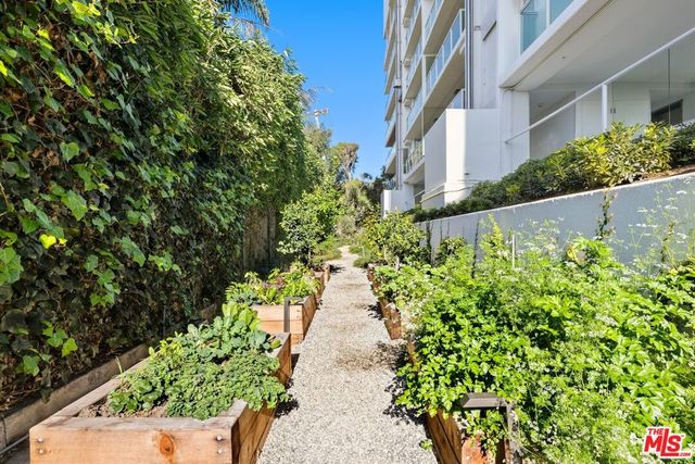 101 Ocean Avenue F301, Santa Monica, CA 90402