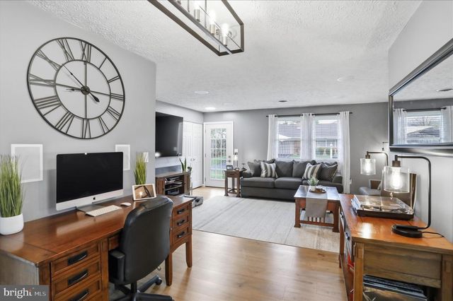 65 S HUMMINGBIRD ST, Keyser, WV 26726