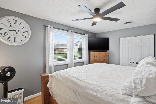 65 S HUMMINGBIRD ST, Keyser, WV 26726