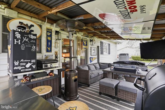 65 S HUMMINGBIRD ST, Keyser, WV 26726