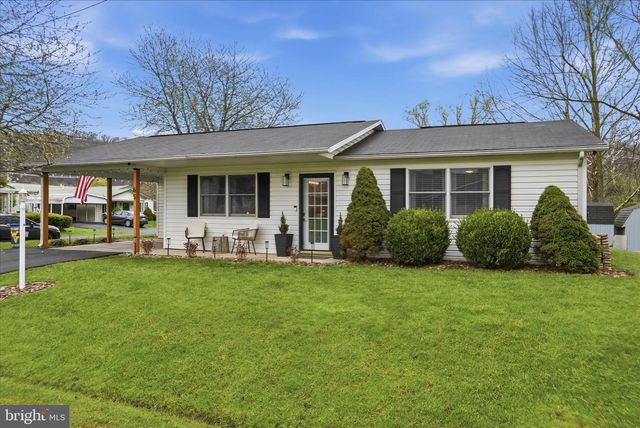 65 S HUMMINGBIRD ST, Keyser, WV 26726