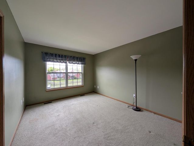 655 Bluebill LANE, Genoa City, WI 53128