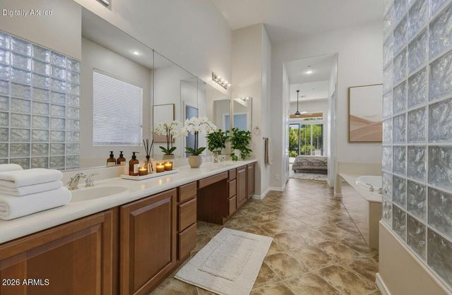 40716 N BELL MEADOW Trail, Phoenix, AZ 85086