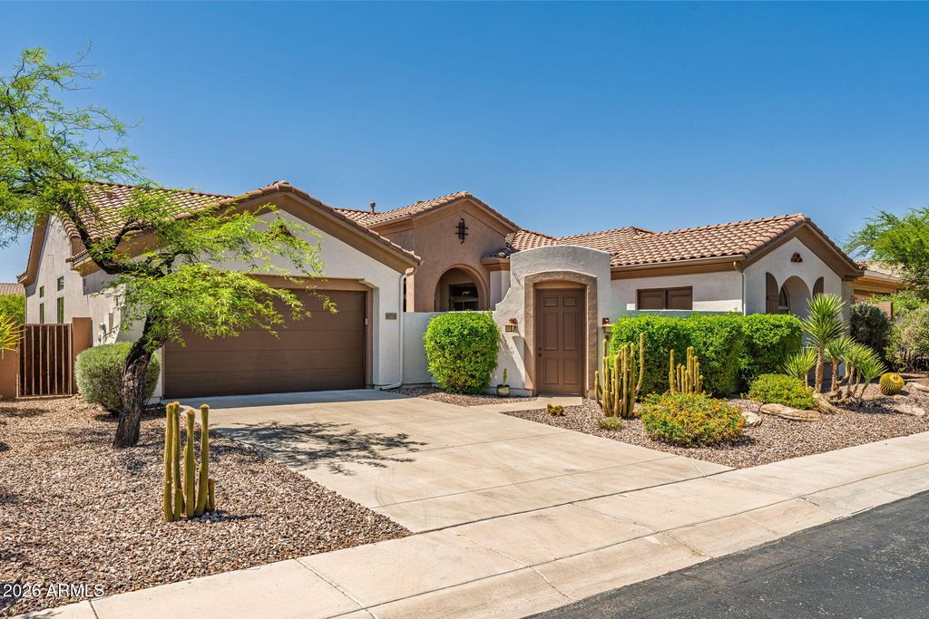 40716 N BELL MEADOW Trail, Phoenix, AZ 85086 — photo 2