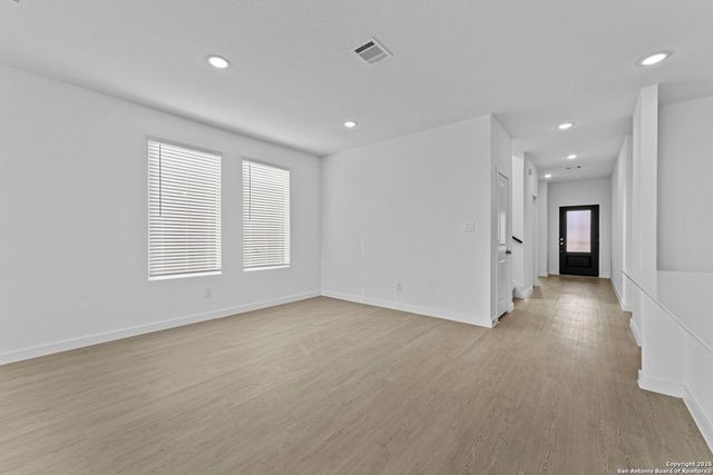 1859 Nuthatch Ridge, New Braunfels, TX 78130