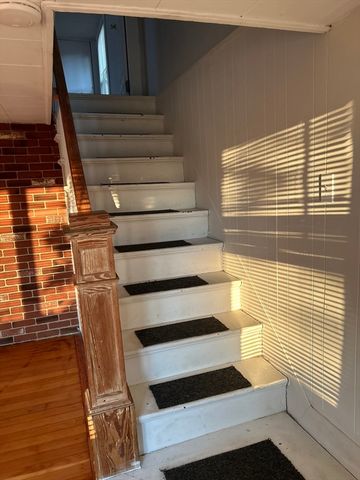 40 Moran, Gardner, MA 01440