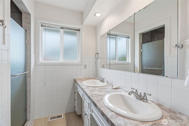 2246 Cascade Way, Longview, WA 98632