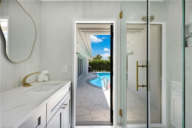 380 Rookery CT, Marco Island, FL 34145