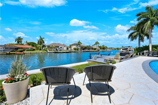 380 Rookery CT, Marco Island, FL 34145