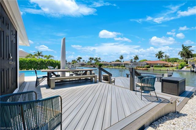 380 Rookery CT, Marco Island, FL 34145