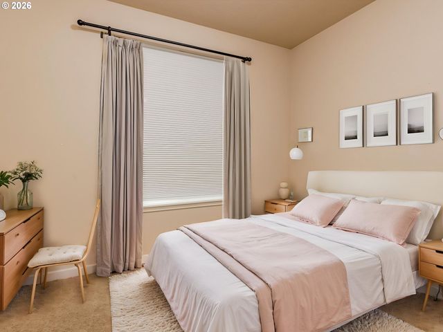 1933 WILLAMINA Ave, Forest Grove, OR 97116