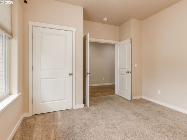 1933 WILLAMINA Ave, Forest Grove, OR 97116