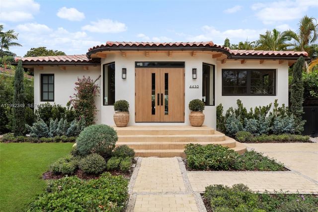 4430 Royal Palm Ave, Miami Beach, FL 33140