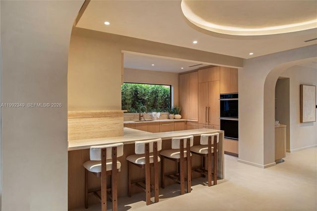 4430 Royal Palm Ave, Miami Beach, FL 33140