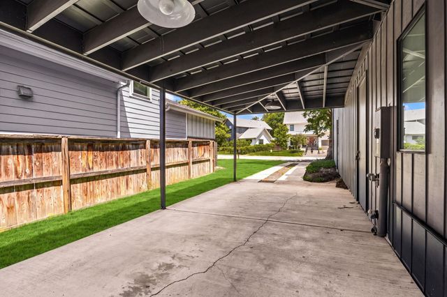 3306 Garden Villa LN, Austin, TX 78704