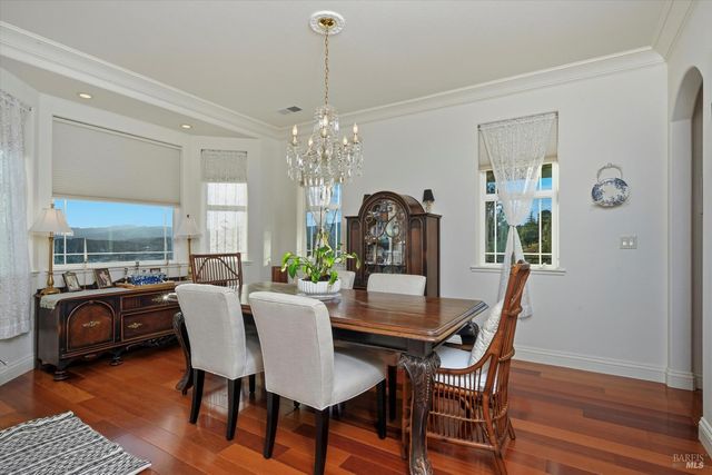 18750 Fernwood Rd, Hidden Valley Lake, CA 95467