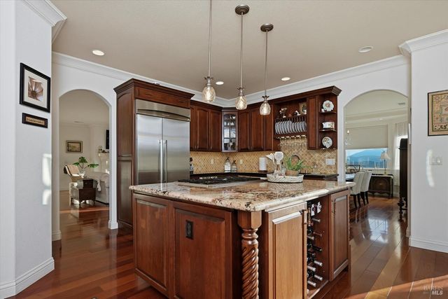 18750 Fernwood Rd, Hidden Valley Lake, CA 95467