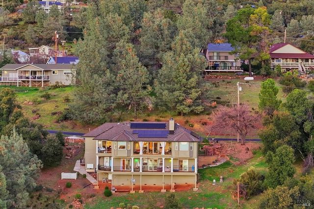 18750 Fernwood Rd, Hidden Valley Lake, CA 95467