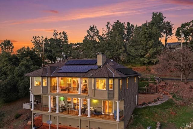18750 Fernwood Rd, Hidden Valley Lake, CA 95467