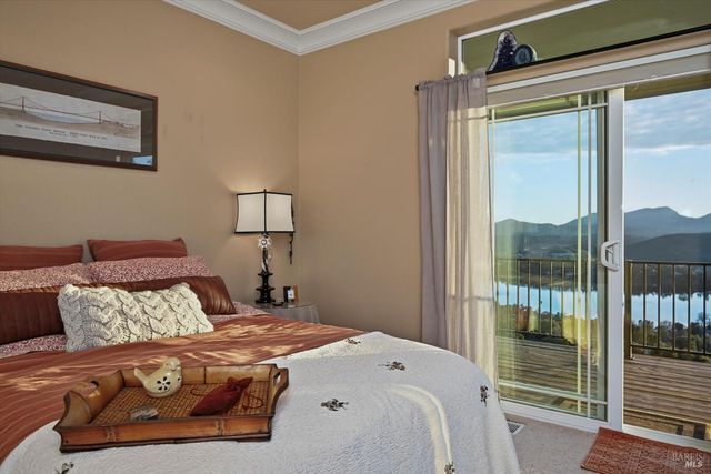18750 Fernwood Rd, Hidden Valley Lake, CA 95467