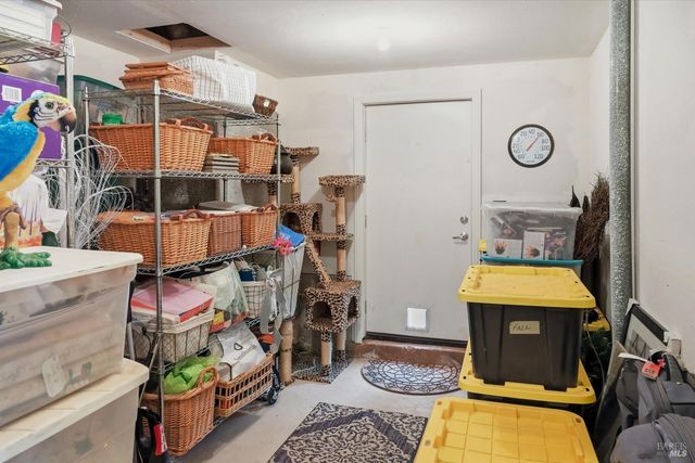 18750 Fernwood Rd, Hidden Valley Lake, CA 95467
