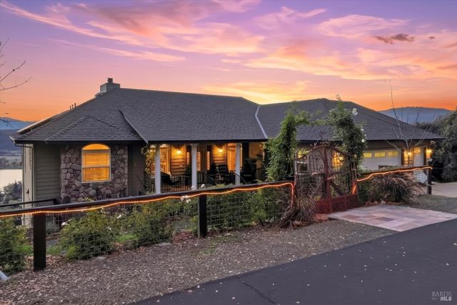 18750 Fernwood Rd, Hidden Valley Lake, CA 95467